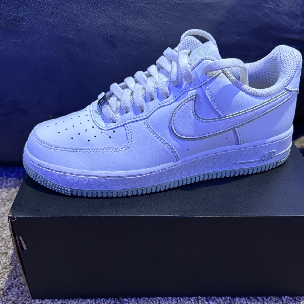 Nike Men's White Air Force 1 Sneakers
